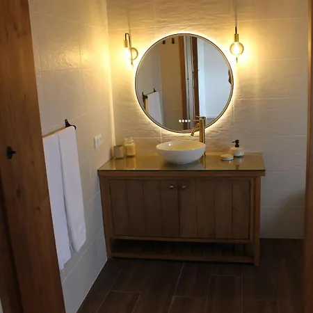 Holiday home Refugio Do Jambom